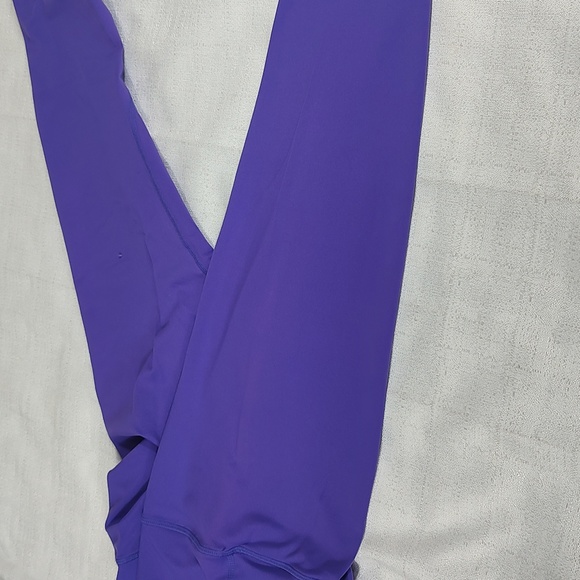 Zyia Active Purple Casual Workout Active Capri Length Leggings Size 8-10 - Picture 9 of 9